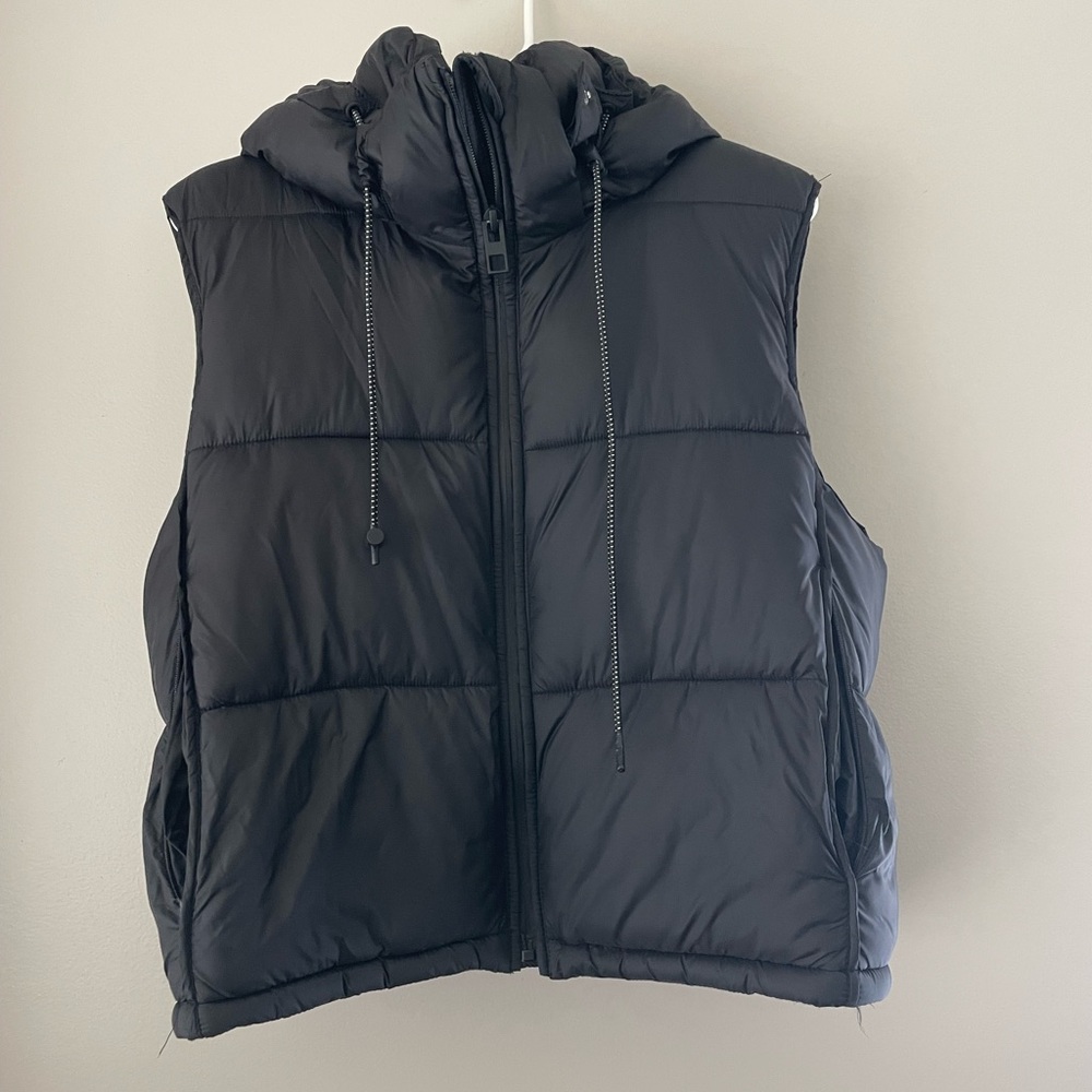 Zara Hooded Puffer vest